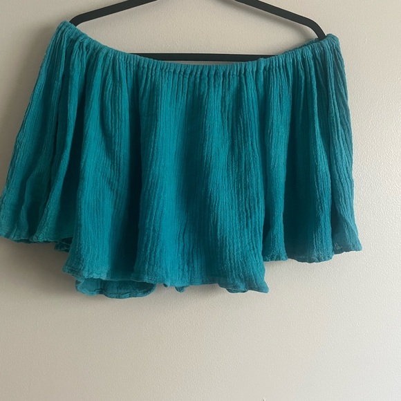 Jen’s Pirate Booty gauzy tie-back top - Picture 3 of 11